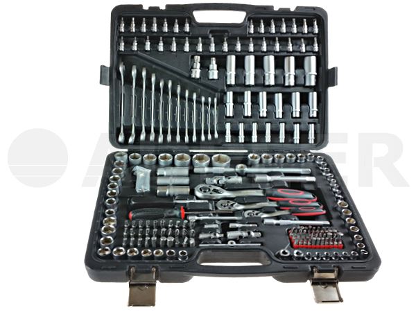 Bass Zestaw kluczy nasadowych 216 szt