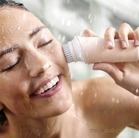Depilator Laserowy Philips Lumea BRI922/00 + Philips urządzenie do czyszczenia skóry BSC111/06